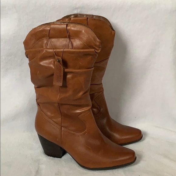 Spring Women's Tan Leather Boots - Picture 2 of 7
